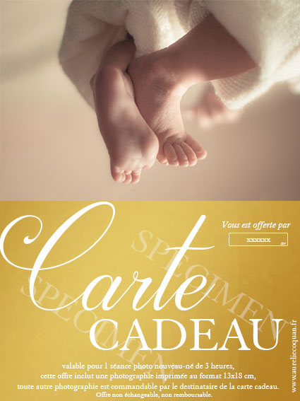 carte cadeau pour séance photo nouveau né par aurélie coquan photographe de maternité