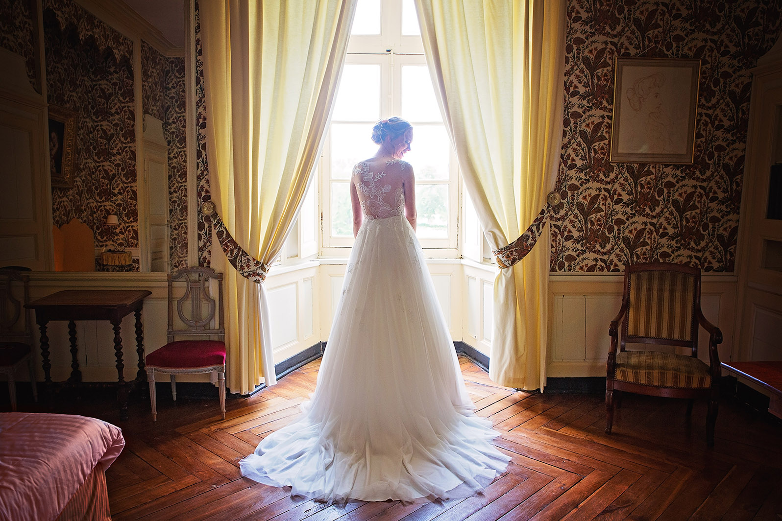 Photographe de mariage à Châteaudun. Reportage de mariage : les préparatifs de la mariée (par Aurélie Coquan photographe)